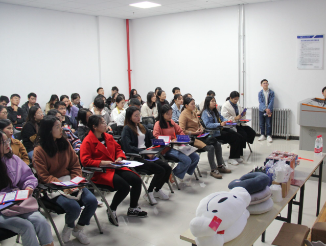 职业前沿企业实际事例融入课程教育让教育内容更具针对性和实